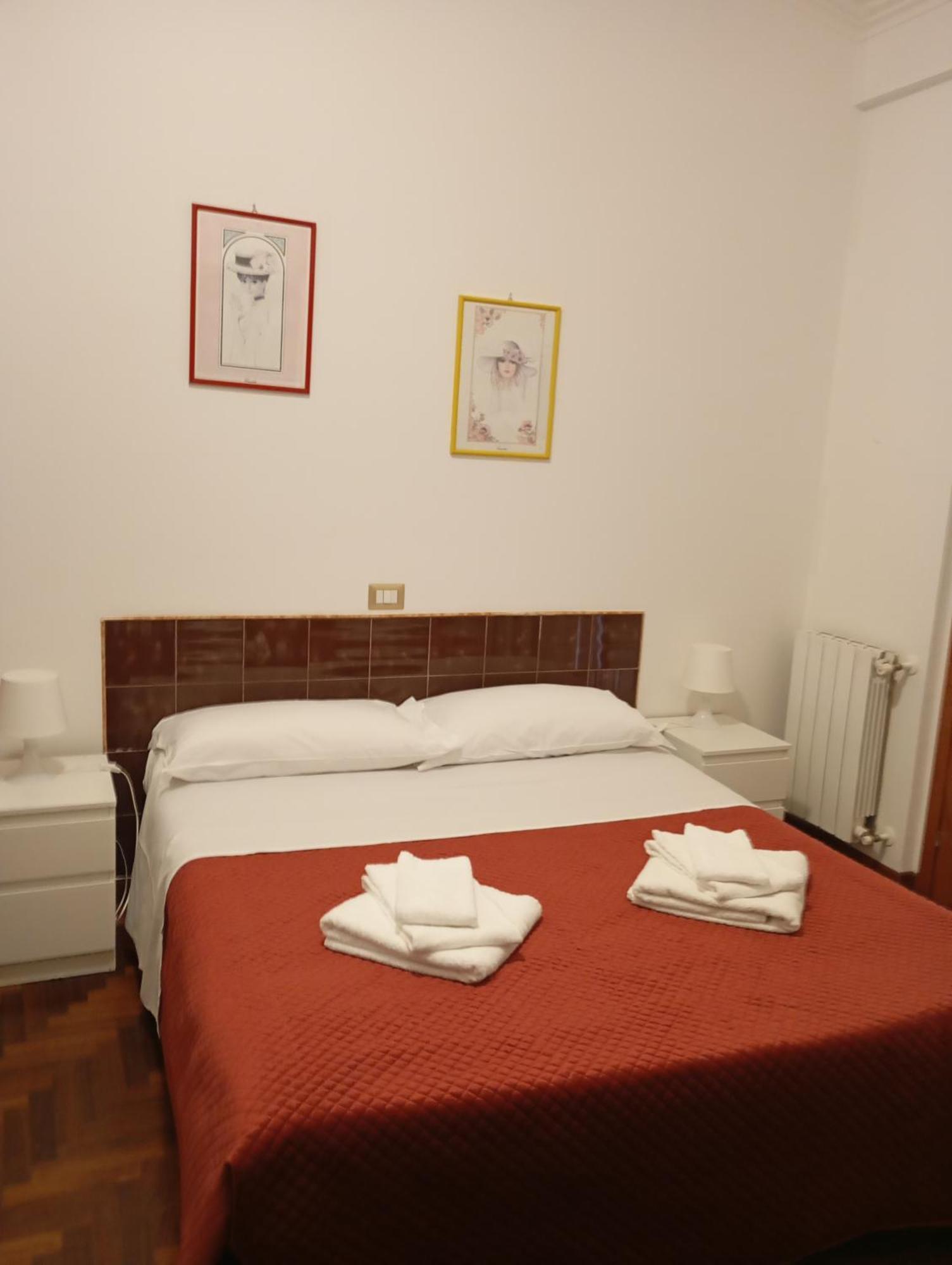 Bed & Breakfast Verdoni Di Gabriela Roma
